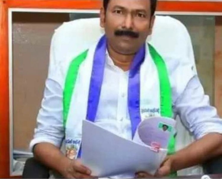 ముండ్లమూరు :మరెళ్ల సొసైటీ అధ్యక్షులుగా శ్రీనివాసులు