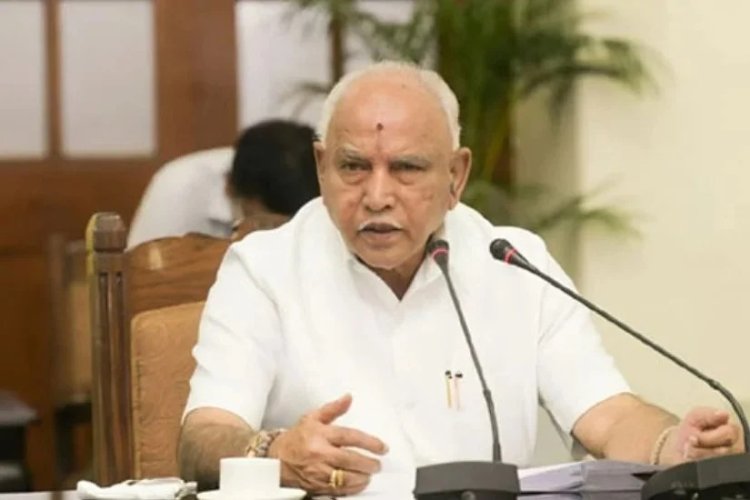 Yediyurappa: మైనర్ బాలికపై లైంగిక దాడి ఆరోపణలు.. మాజీ సీఎం యడియూరప్పపై కేసు!