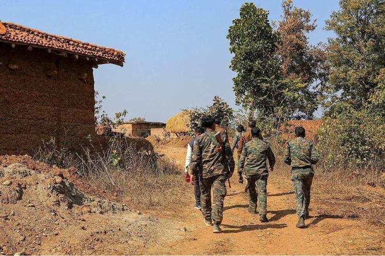 Chhattisgarh: ఛత్తీస్ గఢ్ లో భారీ ఎన్ కౌంటర్