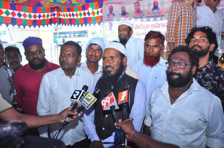 బీసీ రిజర్వేషన్ల పెంపు పై స్పష్టత లేని అధికార,ప్రతిపక్ష పార్టీలు