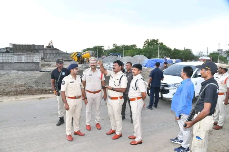 శాంతి భద్రతల పరిరక్షణ, నేర నియంత్రణే లక్ష్యంగా ఆకస్మికంగా తనిఖీలు నిర్వహించిన ప్రకాశం జిల్లా ఎస్పీ . ఏ.ఆర్ దామోదర్